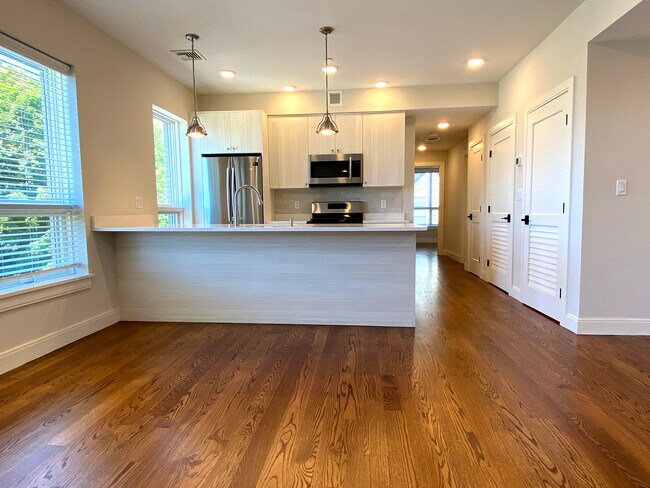 Photo - 3 Everett Ct Unit 401