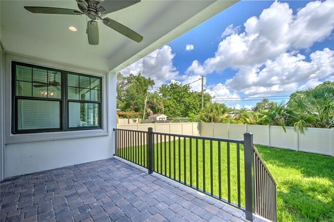 Photo - 855 39th Ave N