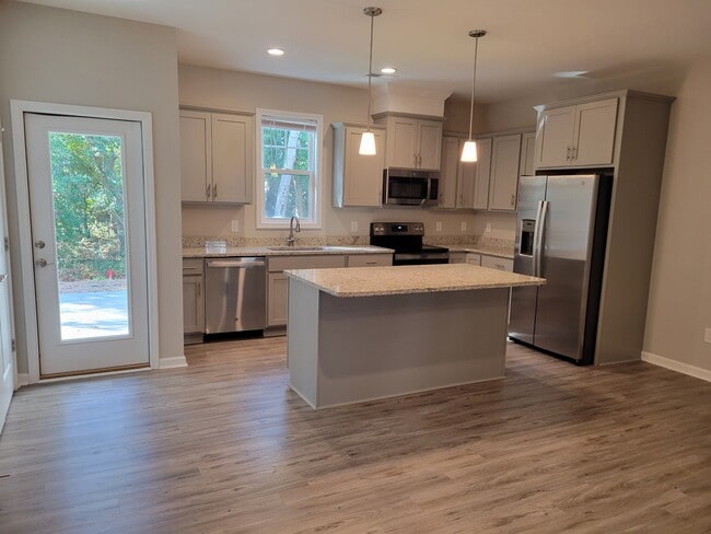 Photo - 106 Blue Bill Wy