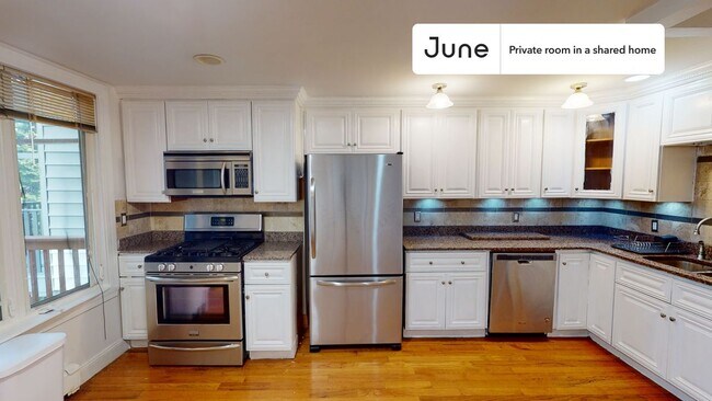 Photo - Room in Shared 4 bed/1 bath home Unit D