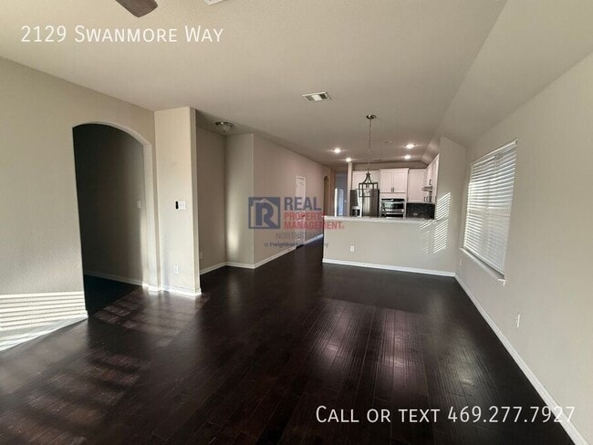 Photo - 2129 Swanmore Way