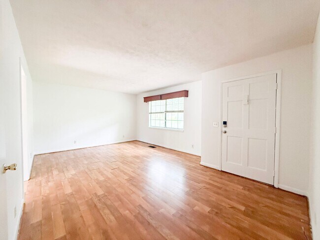 Photo - 2-Bedroom Home with Bonus Room & Large Wooden Deck | Pet-Friendly Near I-40 & City Lake
