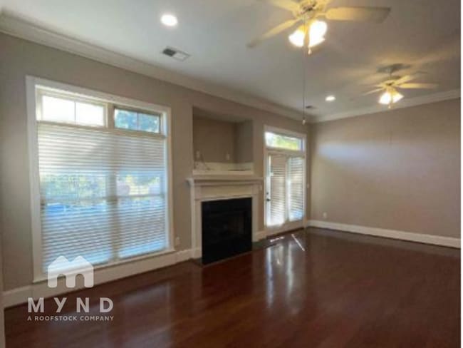 Photo - 687 Flag Cir