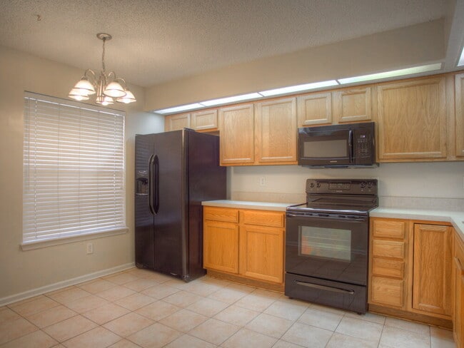 Photo - 3374 Guernsey Ct