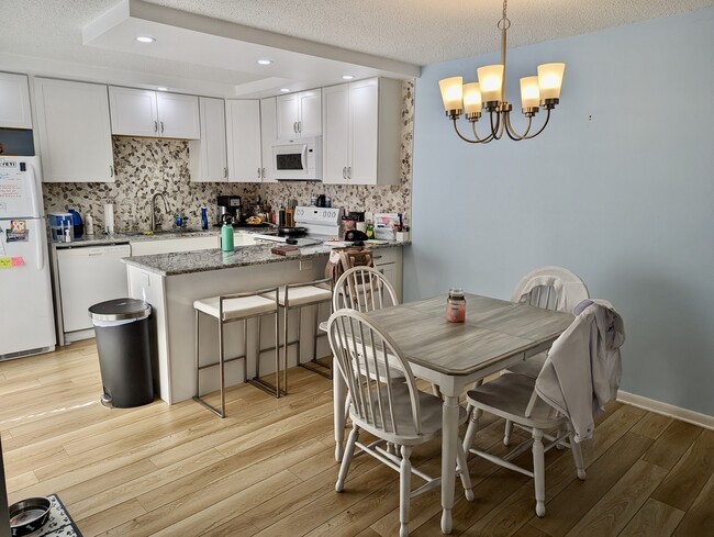 Building Photo - 1166 6th Ave Unit 10C Rental