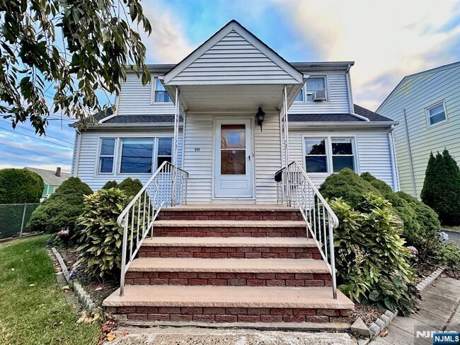 Photo - 99 Spencer Ave