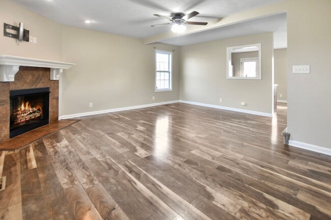 Photo - Pet Friendly Three Bedroom!