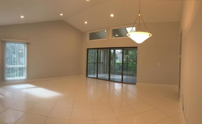 Photo - 7870 Granada Pl Unit 602