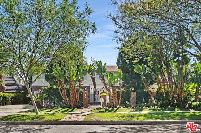 Photo - 517 Elm Dr