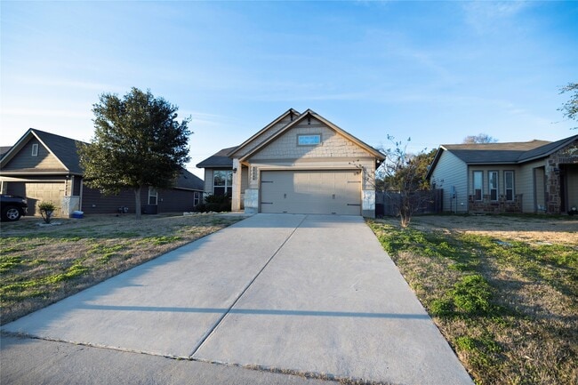 Building Photo - 1909 Maize Ct