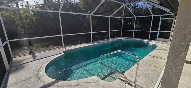 Photo - 5329 Kasper St