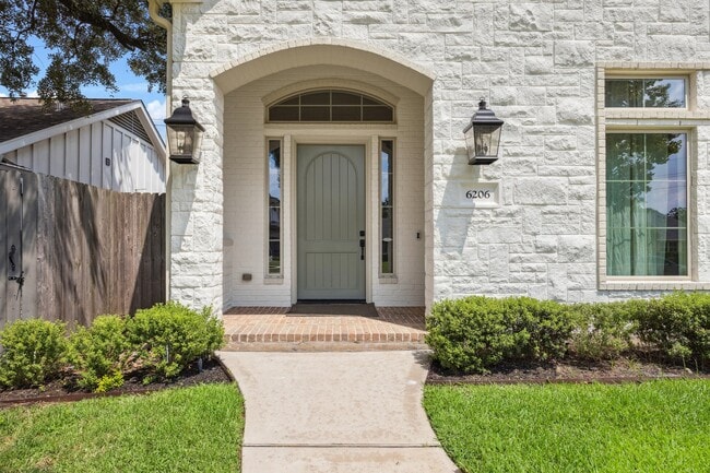 Photo - 6206 Piping Rock Ln