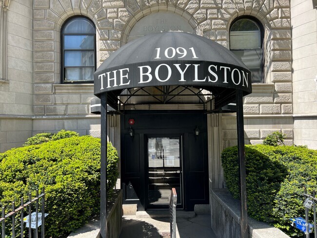 Building Photo - 1091 Boylston Unit 22 Rental