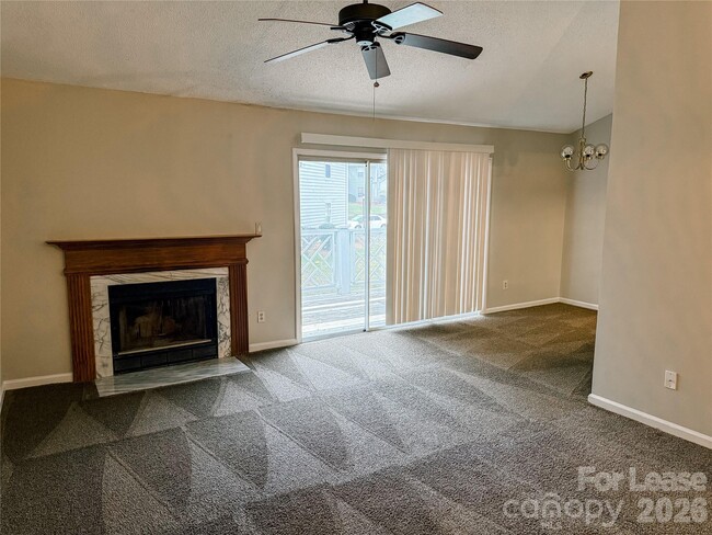 Photo - 2802 Iron Gate Ln