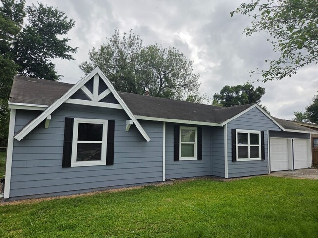 Building Photo - 1226 Havner Ln