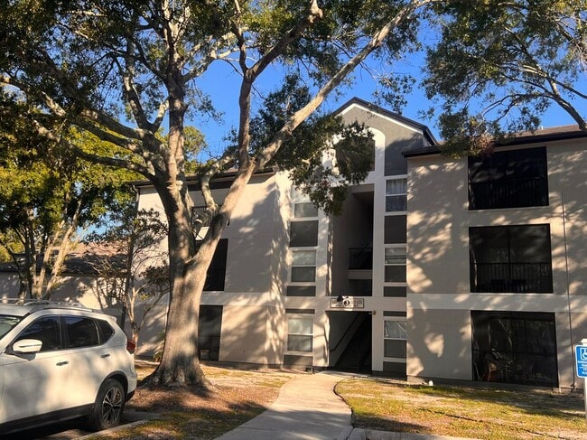 Building Photo - 7524 Seurat St