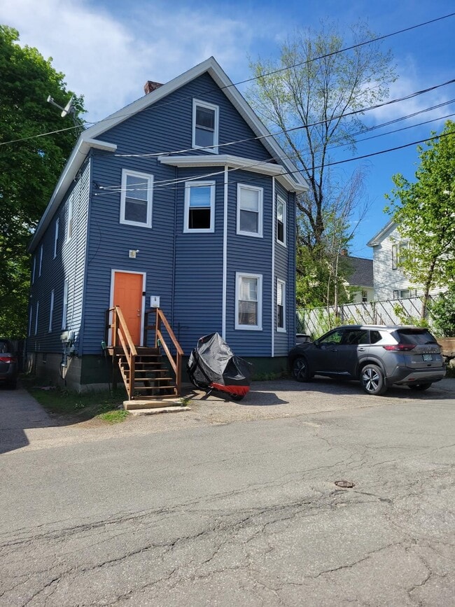 Photo - 3 Gagne St