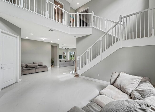 Photo - 5482 Macoon Wy Casa