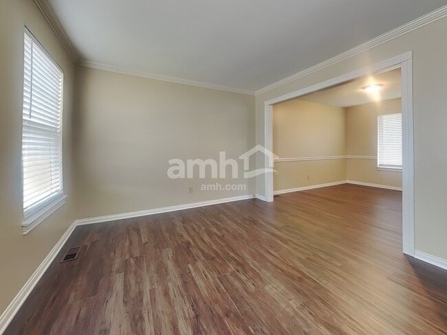 Photo - 8420 Stratford Ct