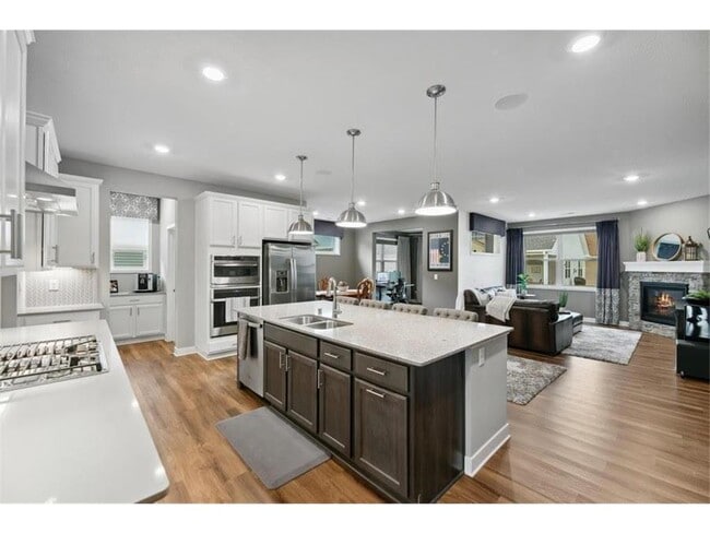 Photo - 9337 Bridle Way