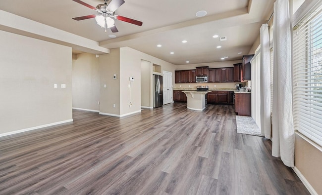 Photo - 8356 Longleaf Ln