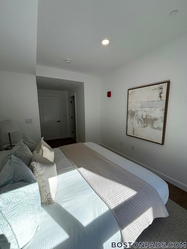 Photo - 199 Gardner St Unit 101