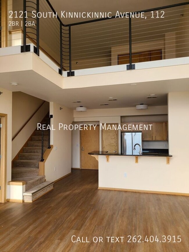 Photo - 2121 S Kinnickinnic Ave