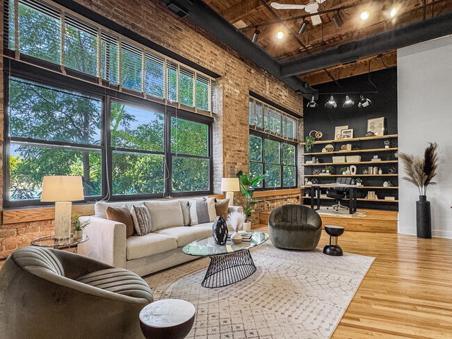 Photo - 407 N Elizabeth St Unit 103