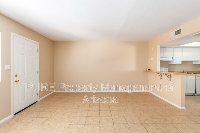 Photo - 700 W University Dr Unidad #114