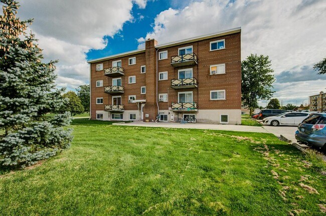 Photo - 9 - 41 Essex St / 92 - 106 Borden St