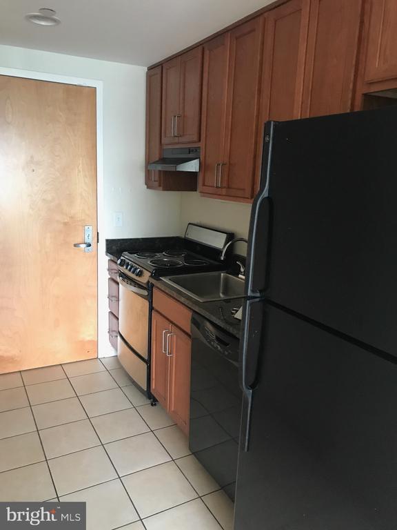 Building Photo - 4203 Walnut St Unit 205 Rental