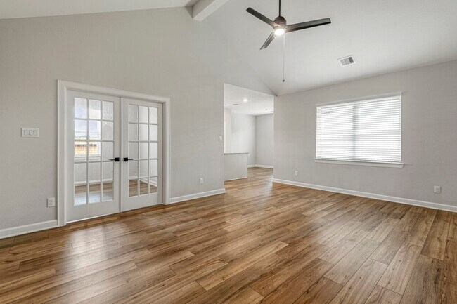 Photo - 15671 Honey Cv Dr