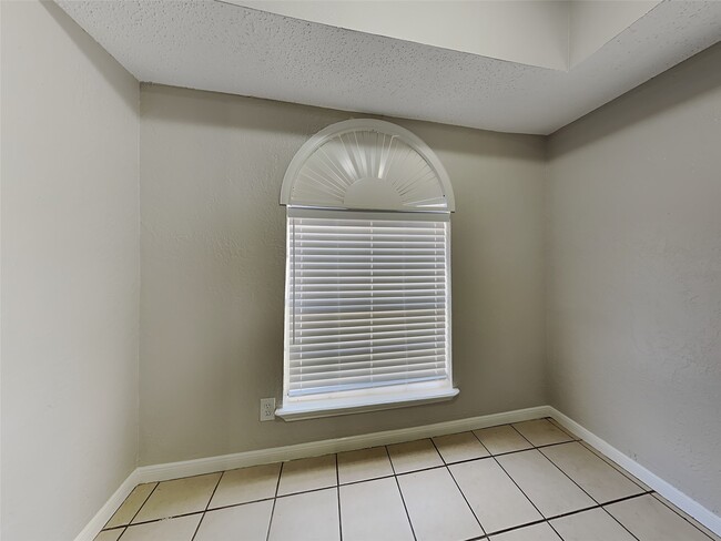 Photo - 23123 Bayleaf Dr