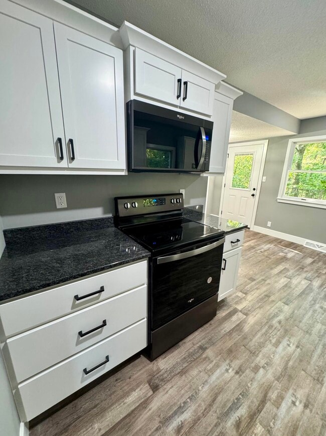 Photo - 9051 E Mt Zion Church Rd