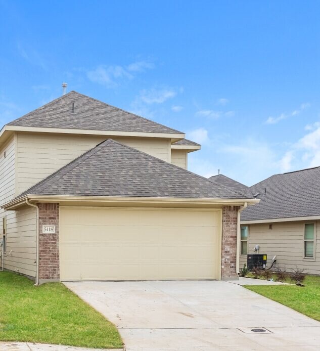 Photo - 5118 Jade Crossing