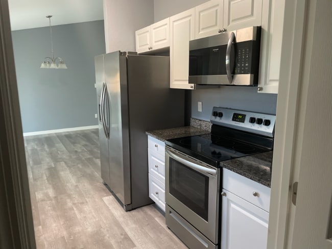 Photo - 219 Locust Ln