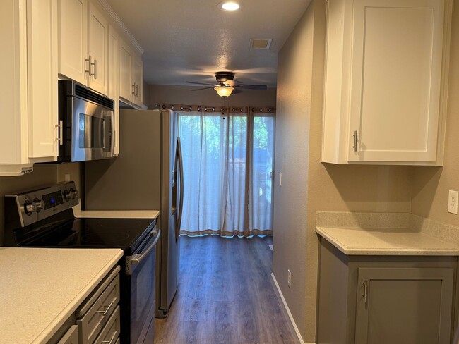 Photo - Beautiful 3-Bedroom Condo with Private Out...