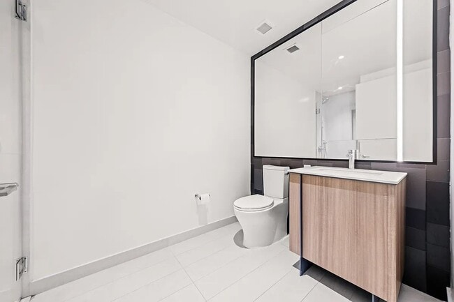 Photo - 171 Chrystie St Unidad 8D