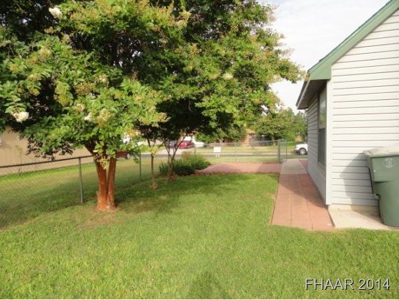 Photo - 2122 Lazy Ridge Dr