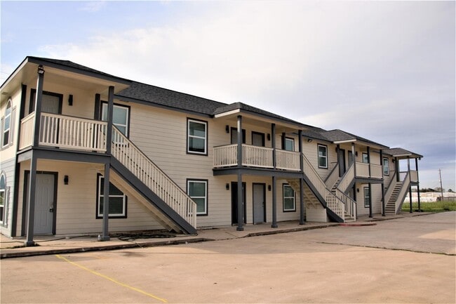 Photo - 13115 Hwy 6 Unit 1