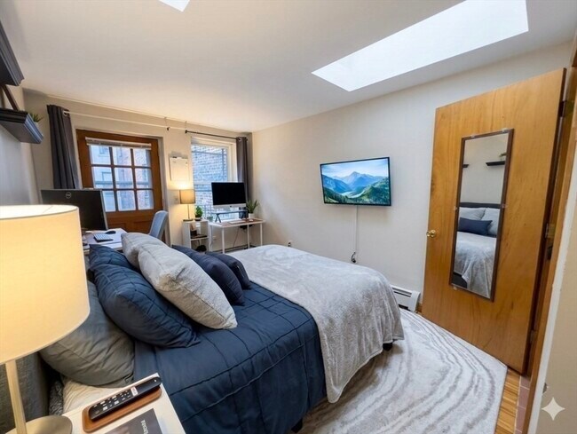 Photo - 22 Battery St Unit 1R