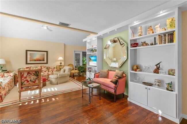 1313 Solana Rd