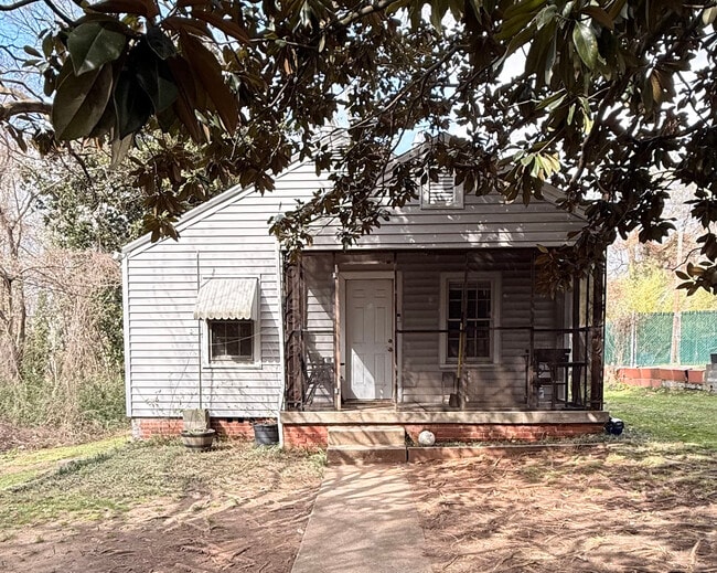 Photo - 1402 Kirkman St