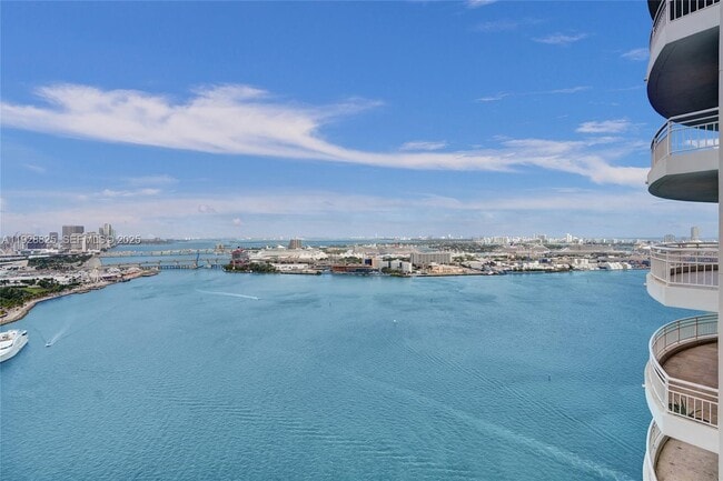 Photo - 848 Brickell Key Dr Unit 3206