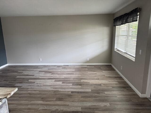 Photo - 311 Chatham O