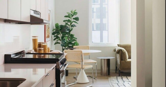 1535 N Fremont St Unit 314