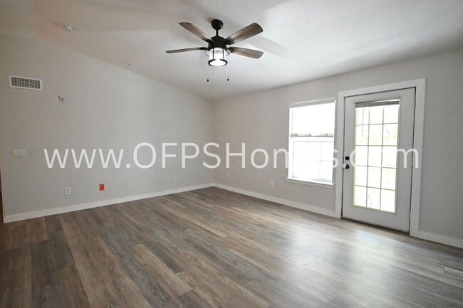 Photo - Charming 1-Bedroom Condo in Prime Destin L...