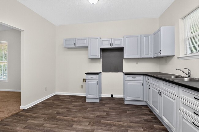 Photo - Cozy Three Bedroom Home!