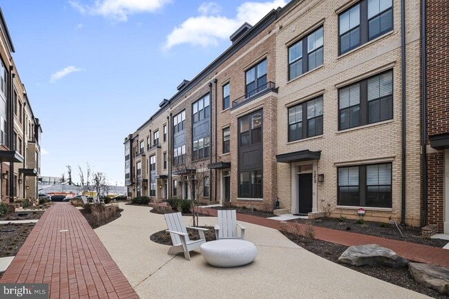 Building Photo - 1211 Northside Park Blvd