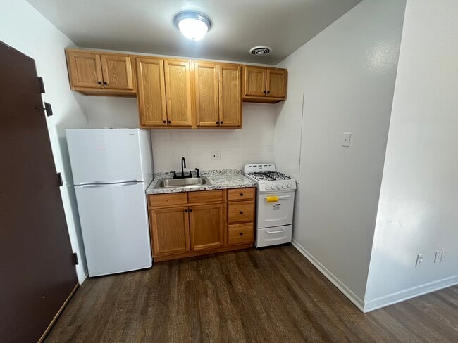 Building Photo - 342 Stuyvesant Ave Unit 12